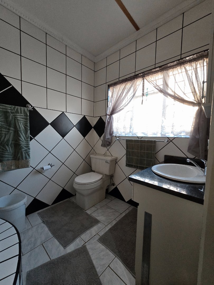 4 Bedroom Property for Sale in Wilkoppies North West